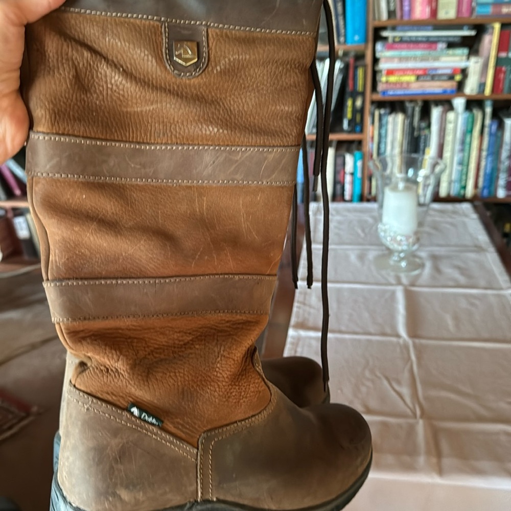 Dublin river boot